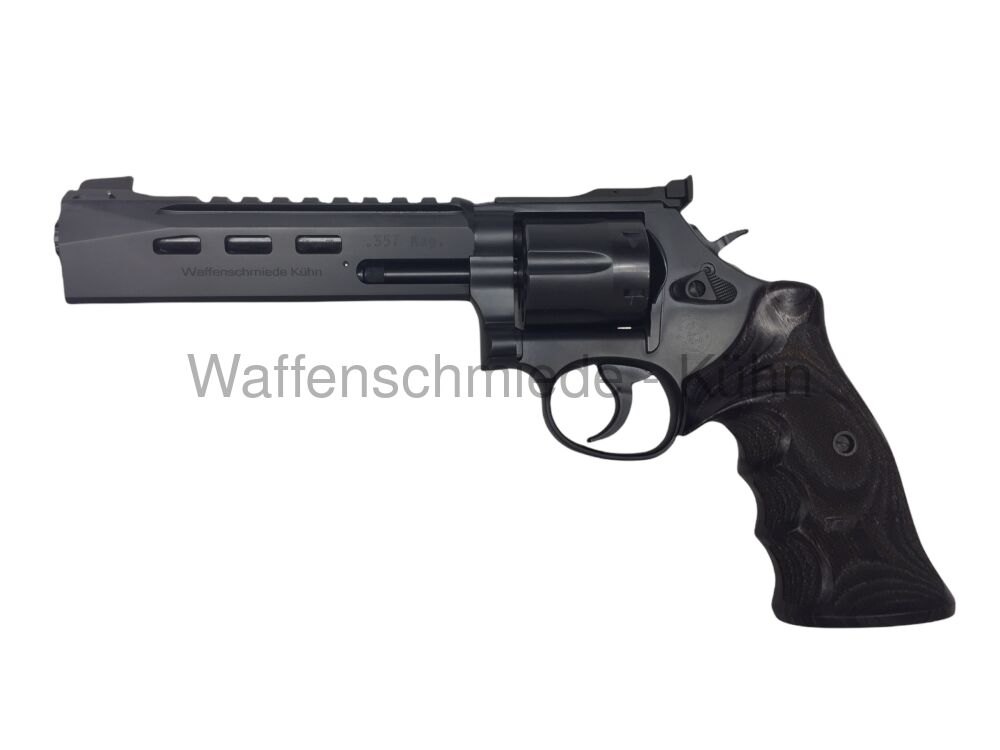 Smith & Wesson 686 Supertarget